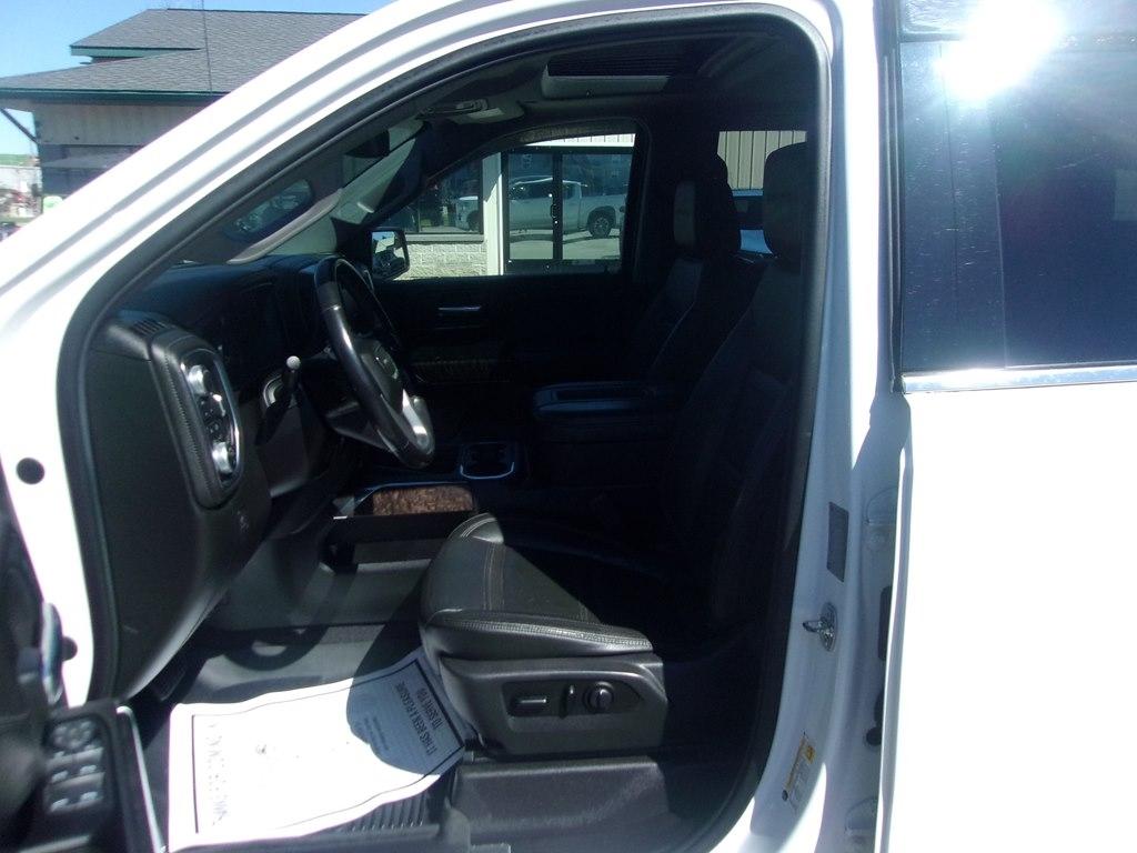 GMC Sierra 1500 4WD Crew Cab 147" Denali 2019