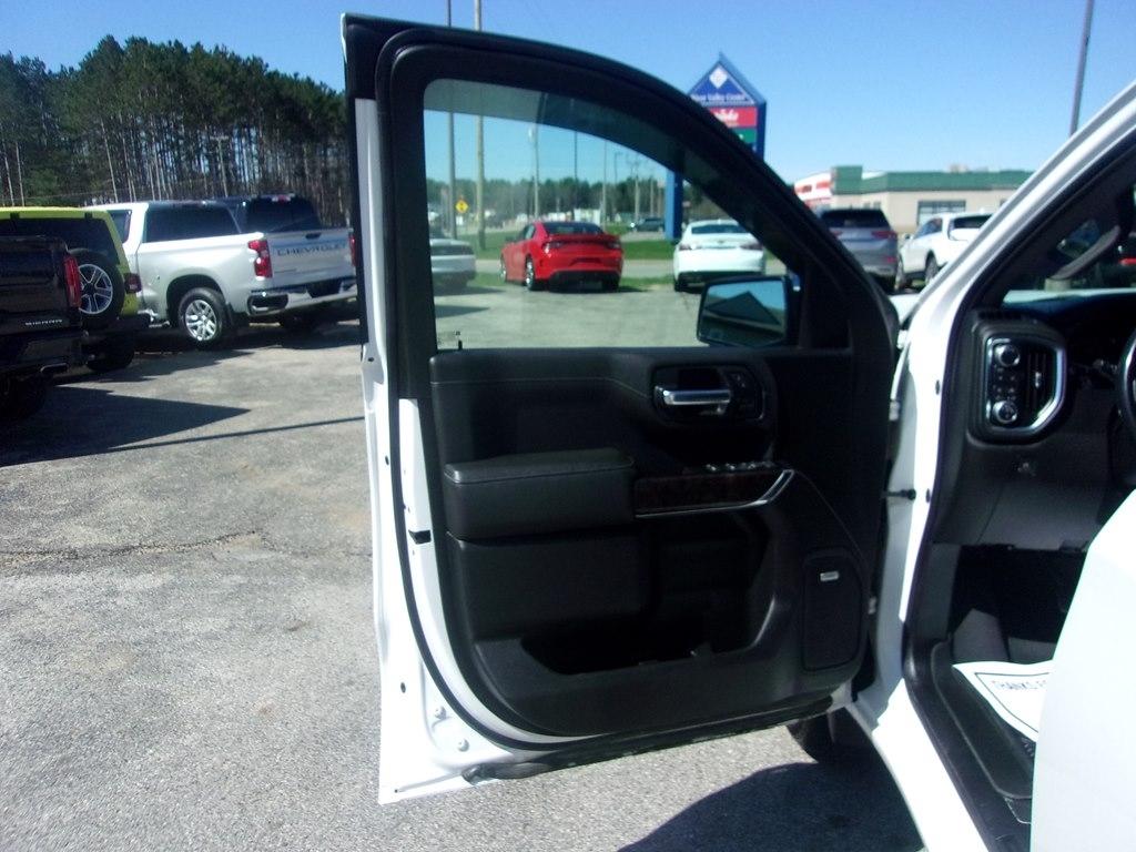 GMC Sierra 1500 4WD Crew Cab 147" Denali 2019