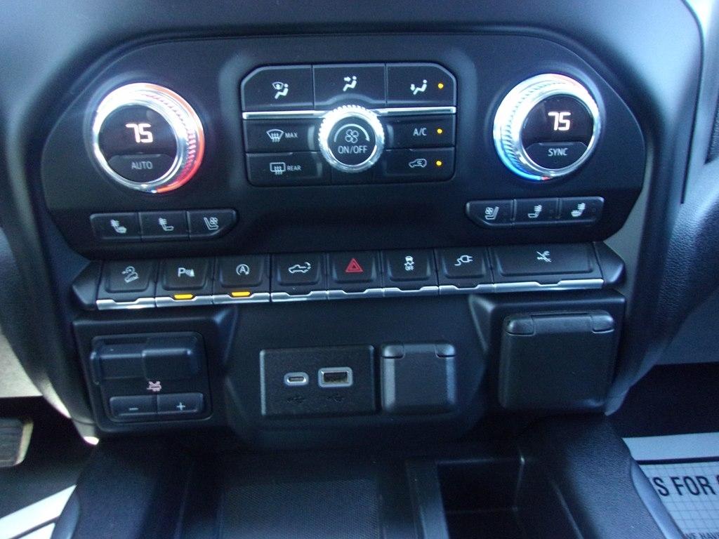 GMC Sierra 1500 4WD Crew Cab 147" Denali 2019