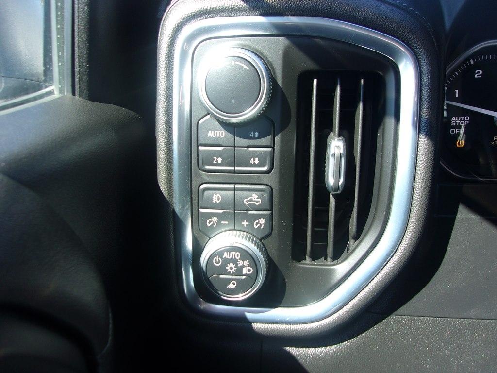 GMC Sierra 1500 4WD Crew Cab 147" Denali 2019