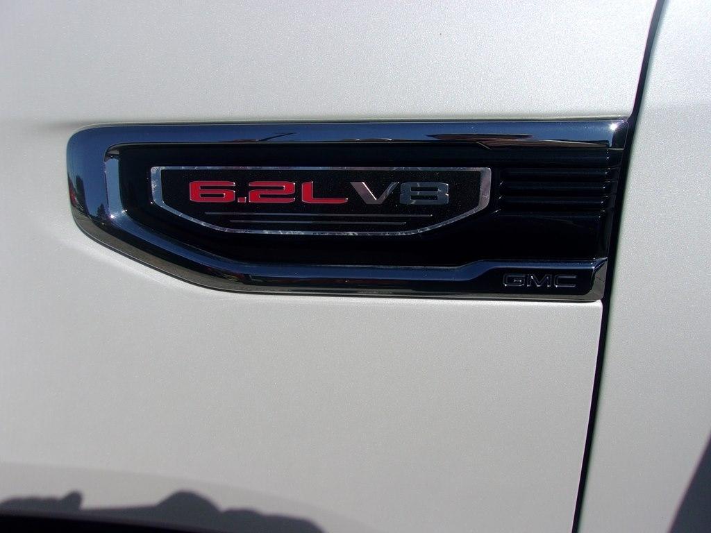 GMC Sierra 1500 4WD Crew Cab 147" Denali 2019