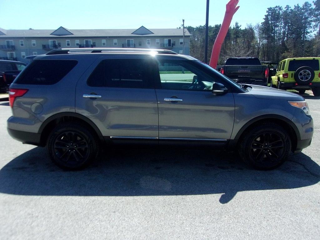 Ford Explorer 4WD 4dr XLT 2013