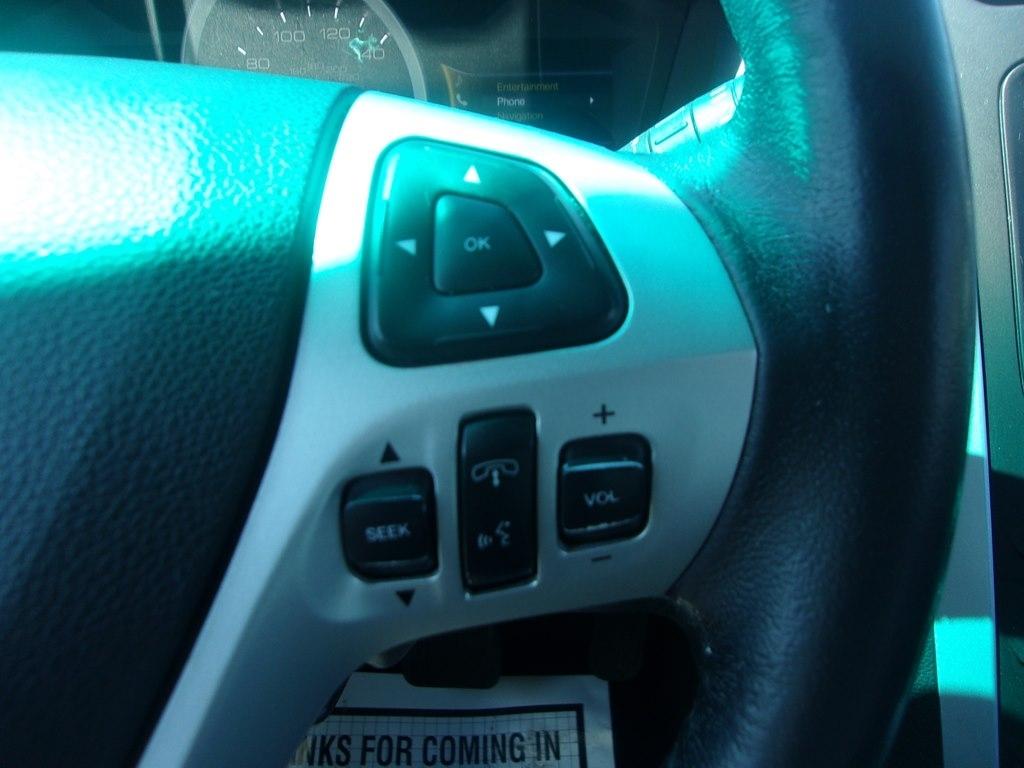 Ford Explorer 4WD 4dr XLT 2013