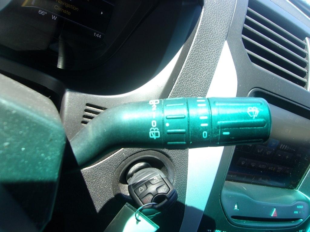 Ford Explorer 4WD 4dr XLT 2013