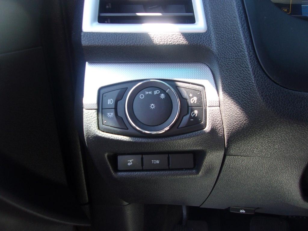 Ford Explorer 4WD 4dr XLT 2013