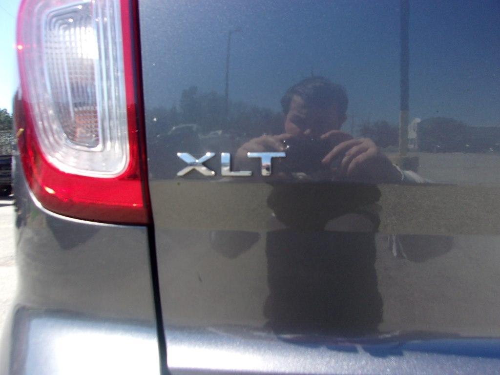 Ford Explorer 4WD 4dr XLT 2013