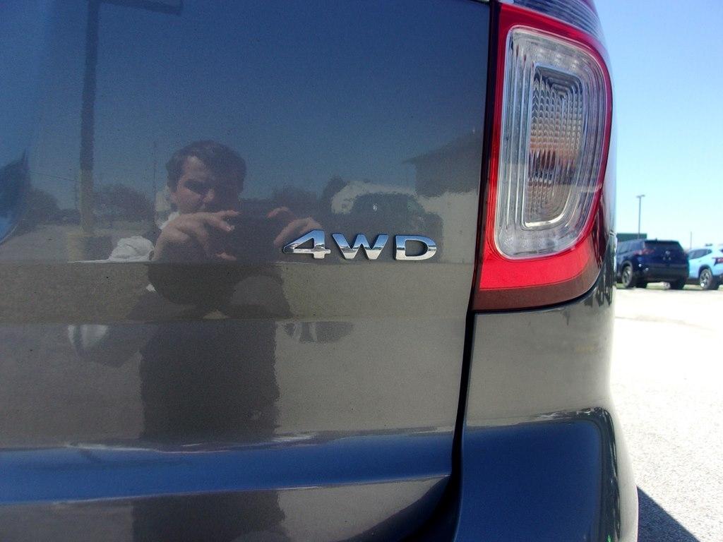 Ford Explorer 4WD 4dr XLT 2013