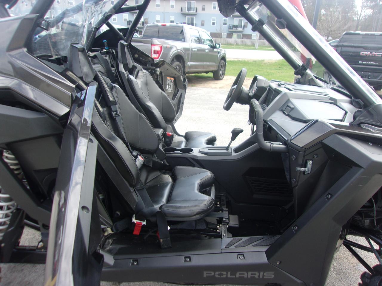 Polaris RZR PRO XP Ultimate  2024