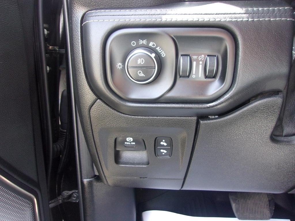 RAM 1500 Limited 4x4 Crew Cab 5'7" Box 2019