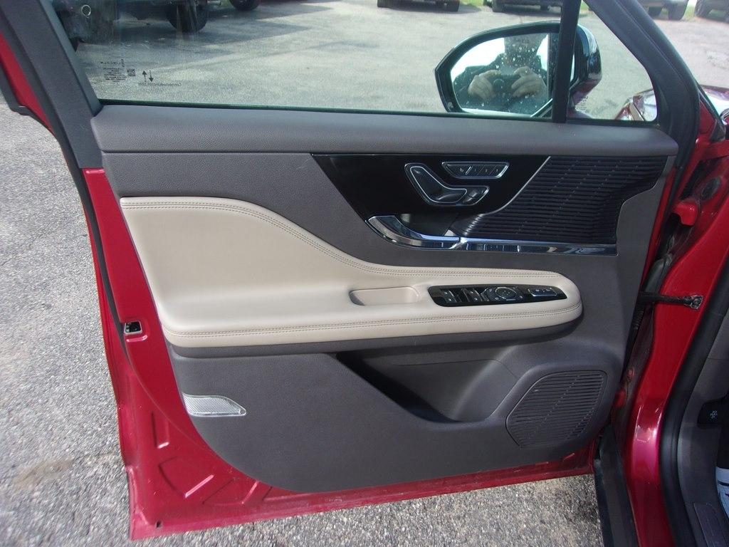 Lincoln Corsair Reserve AWD 2022
