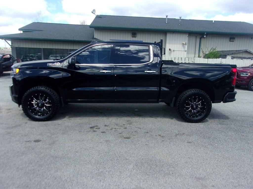Chevrolet Silverado 1500 LTD 4WD Crew Cab 147" High Country 2022