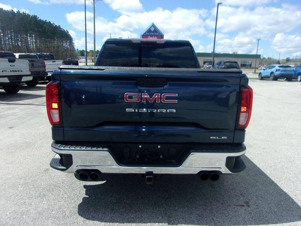 GMC Sierra 1500 4WD Crew Cab 147" SLE 2019