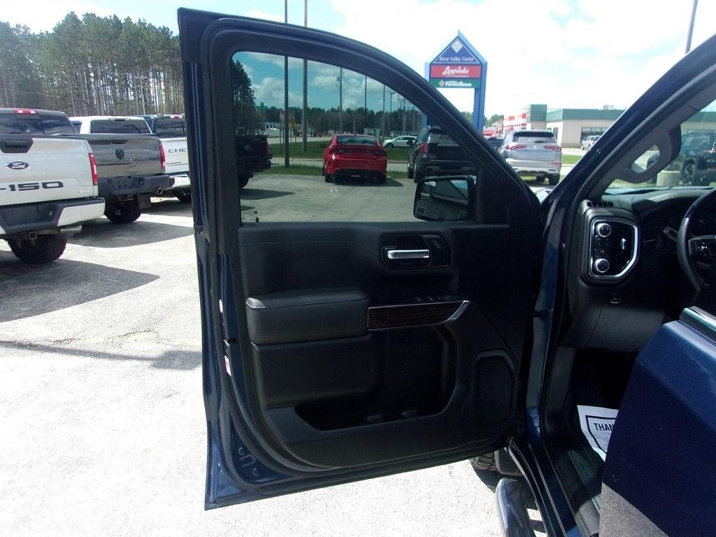 GMC Sierra 1500 4WD Crew Cab 147" SLE 2019