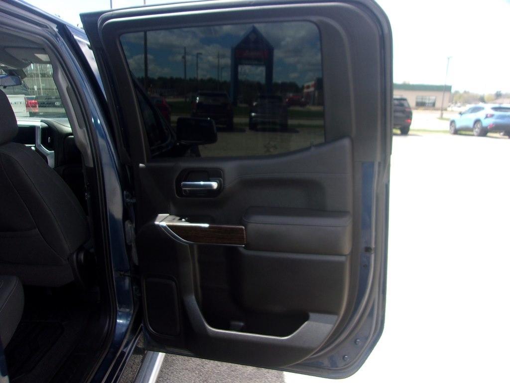 GMC Sierra 1500 4WD Crew Cab 147" SLE 2019