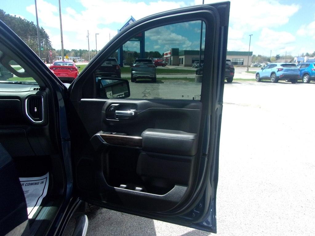 GMC Sierra 1500 4WD Crew Cab 147" SLE 2019