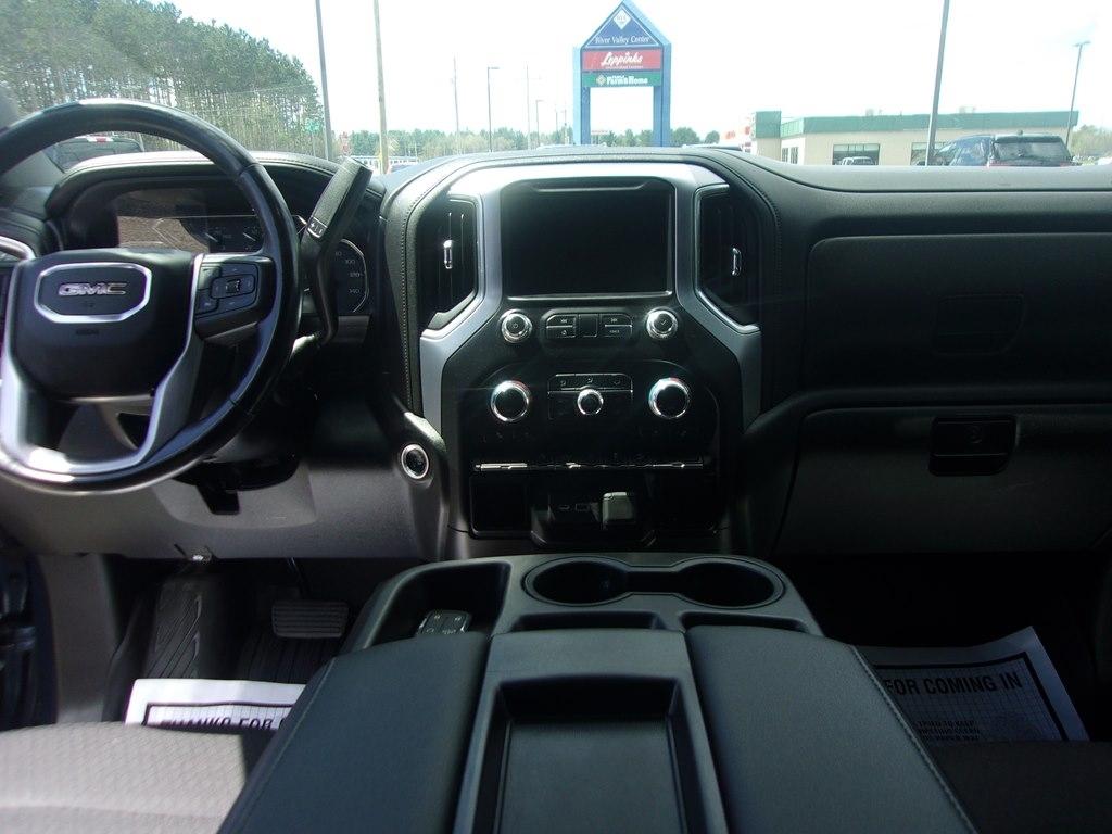 GMC Sierra 1500 4WD Crew Cab 147" SLE 2019