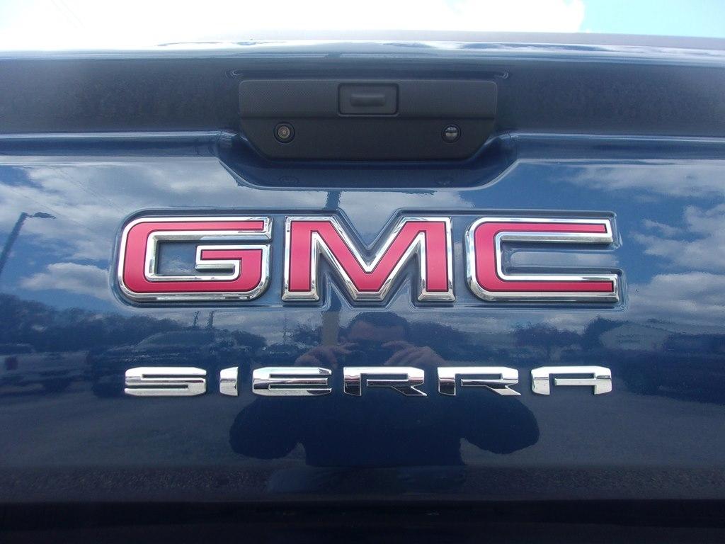 GMC Sierra 1500 4WD Crew Cab 147" SLE 2019
