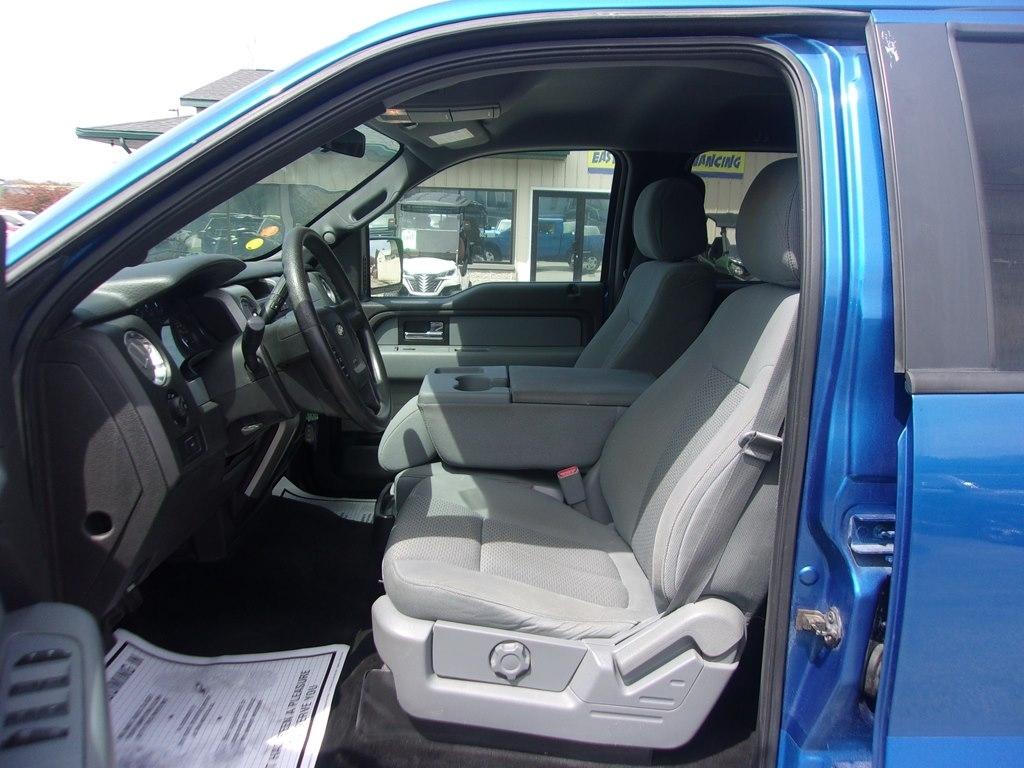 Ford F-150 4WD SuperCrew 145" Platinum 2014
