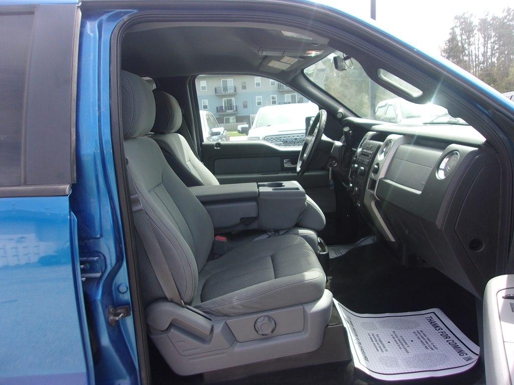 Ford F-150 4WD SuperCrew 145" Platinum 2014