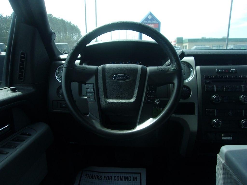 Ford F-150 4WD SuperCrew 145" Platinum 2014