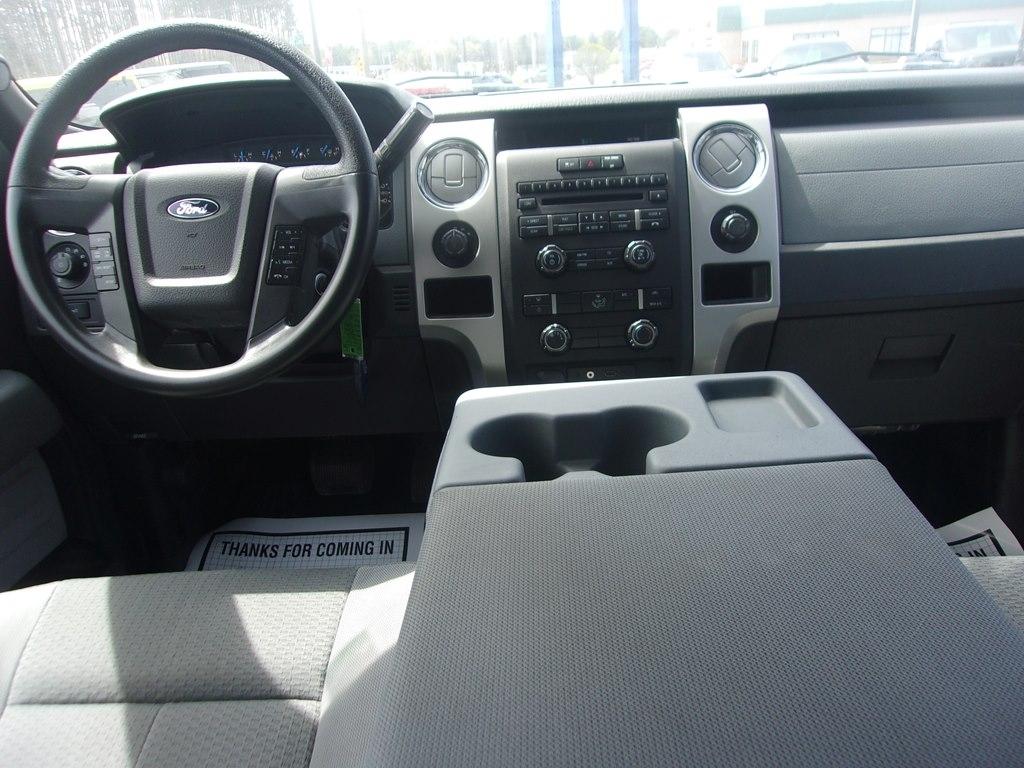 Ford F-150 4WD SuperCrew 145" Platinum 2014