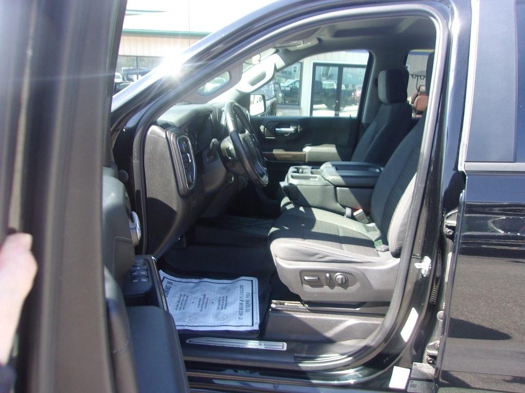 Chevrolet Silverado 1500 4WD Crew Cab 147" RST 2020