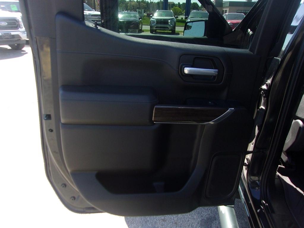 Chevrolet Silverado 1500 4WD Crew Cab 147" RST 2020