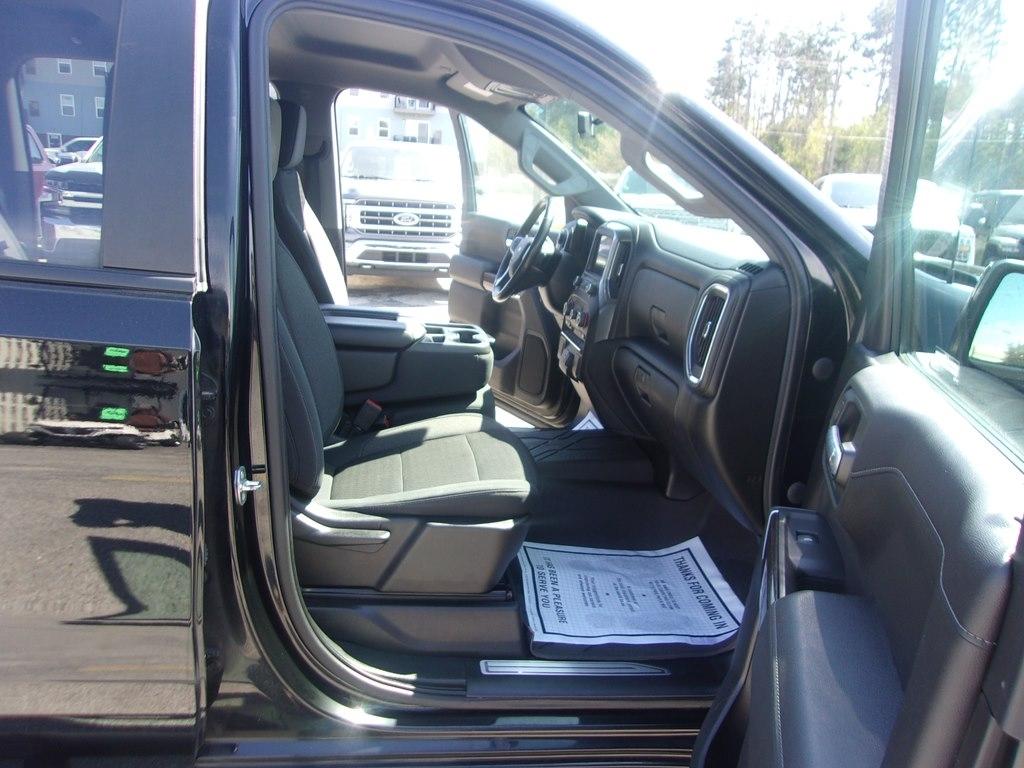 Chevrolet Silverado 1500 4WD Crew Cab 147" RST 2020