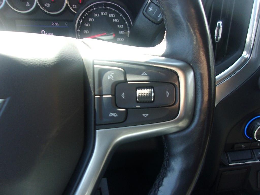 Chevrolet Silverado 1500 4WD Crew Cab 147" RST 2020