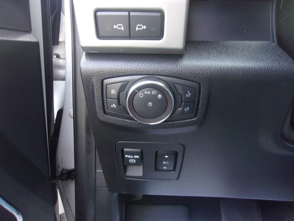 Ford F-150 Lariat SuperCab 5.5-ft Box 4WD 2019