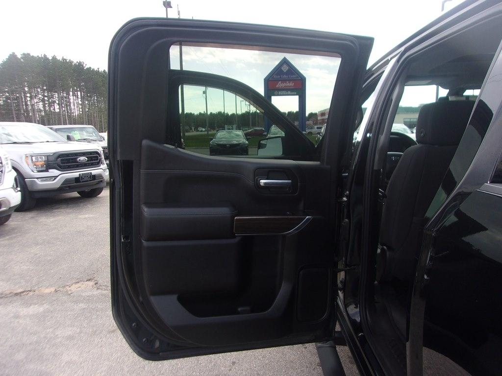 Chevrolet Silverado 1500 4WD Crew Cab 147" LT Trail Boss 2021