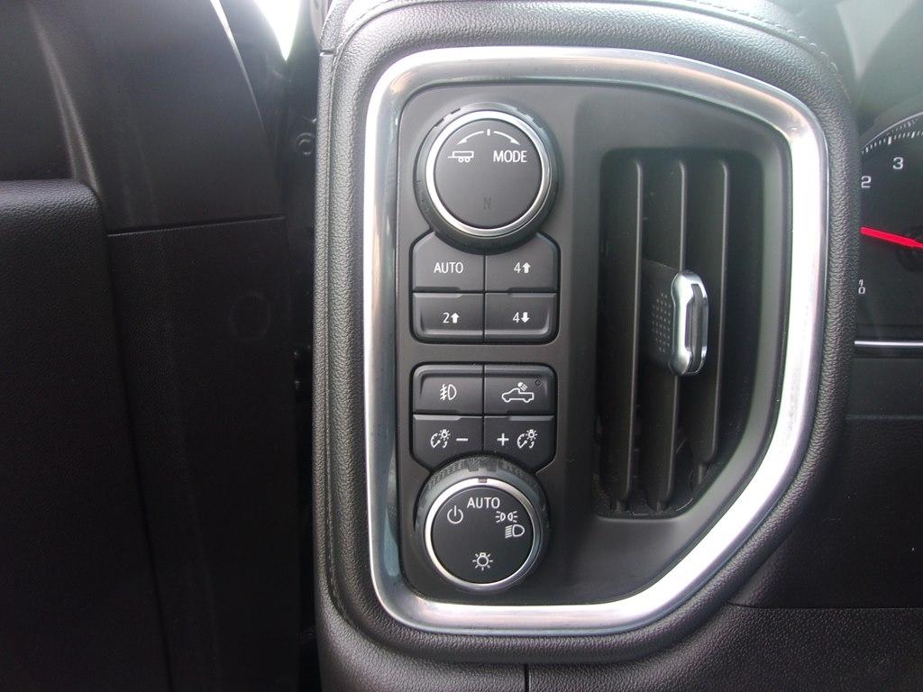 Chevrolet Silverado 1500 4WD Crew Cab 147" LT Trail Boss 2021
