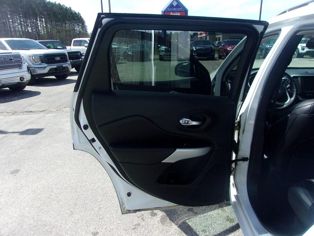 Jeep Cherokee 4WD 4dr Overland 2017