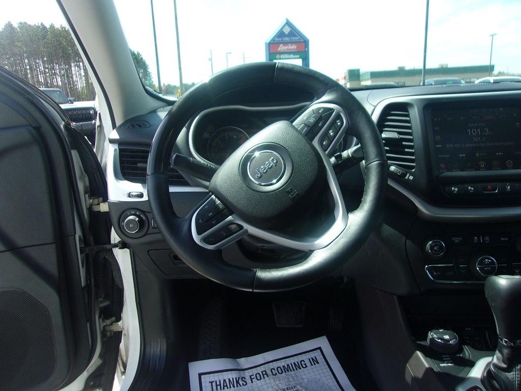 Jeep Cherokee 4WD 4dr Overland 2017