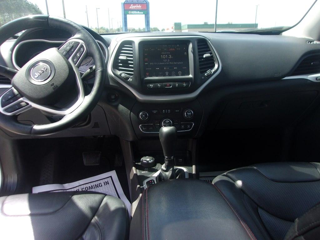 Jeep Cherokee 4WD 4dr Overland 2017
