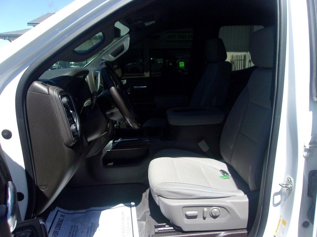 Chevrolet Silverado 1500 4WD Double Cab 147" RST 2020