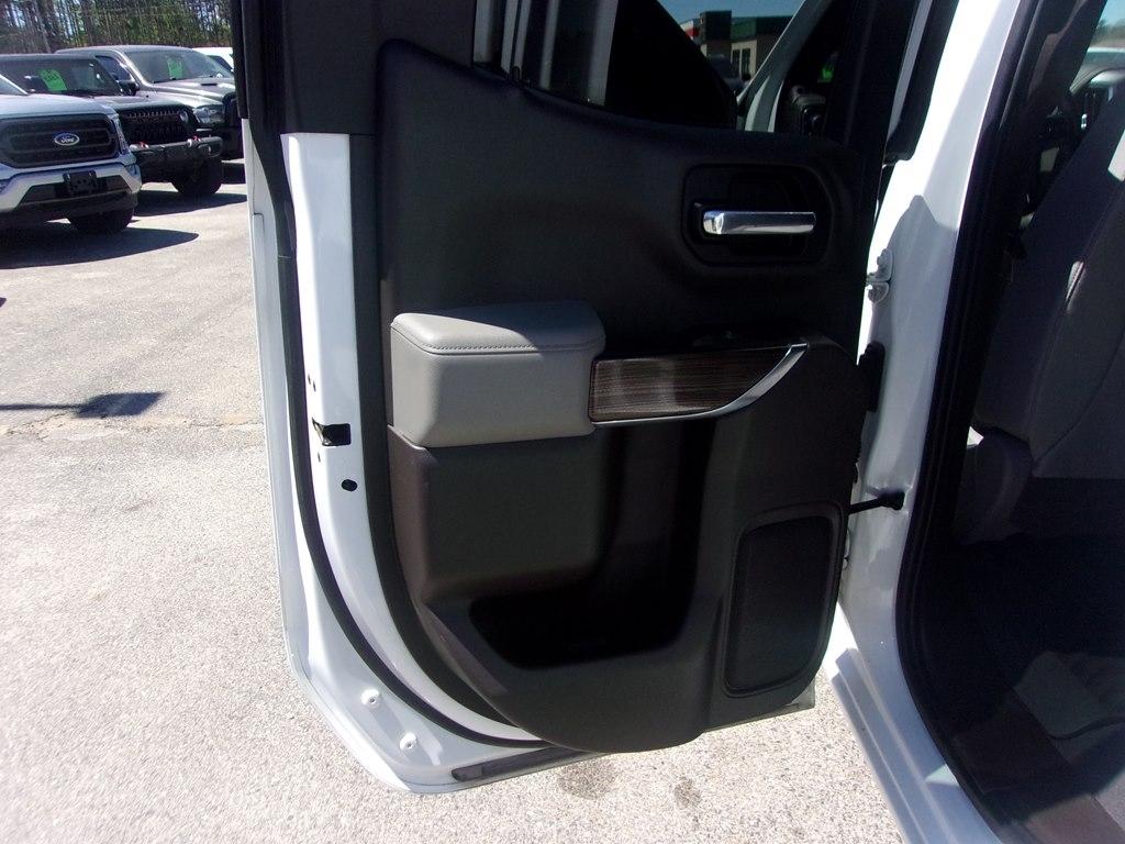 Chevrolet Silverado 1500 4WD Double Cab 147" RST 2020