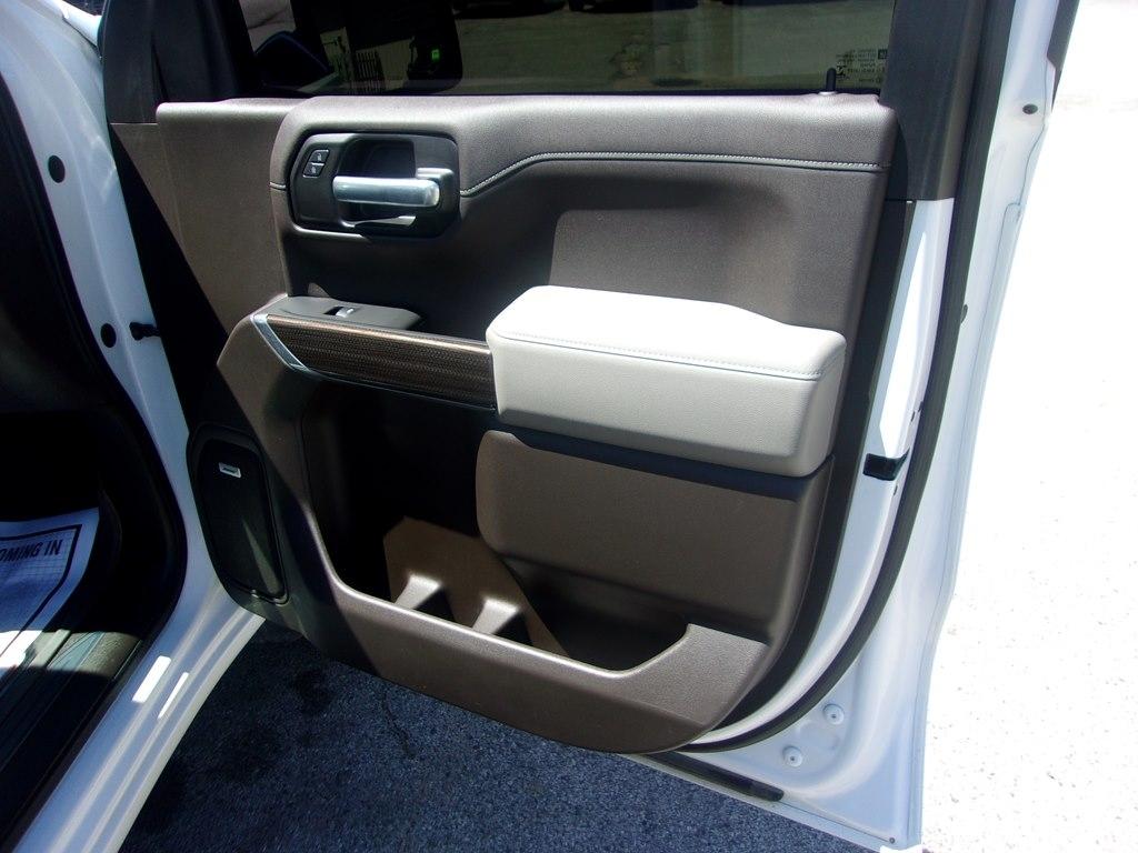 Chevrolet Silverado 1500 4WD Double Cab 147" RST 2020