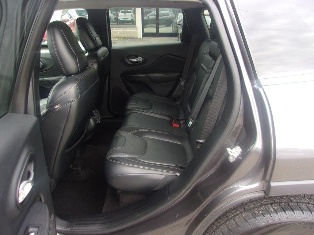 Jeep Cherokee 4WD 4dr Limited 2016