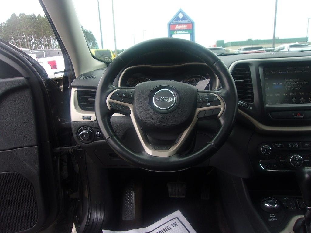 Jeep Cherokee 4WD 4dr Limited 2016