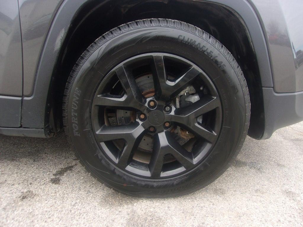 Jeep Cherokee 4WD 4dr Limited 2016