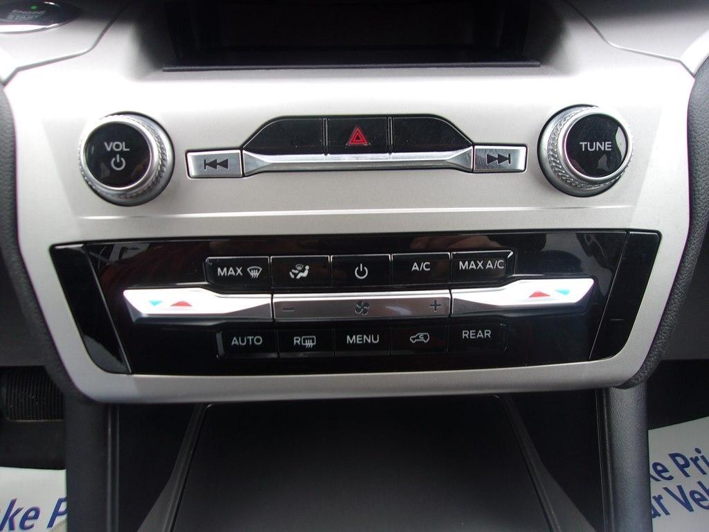 Ford Explorer XLT 4WD 2020
