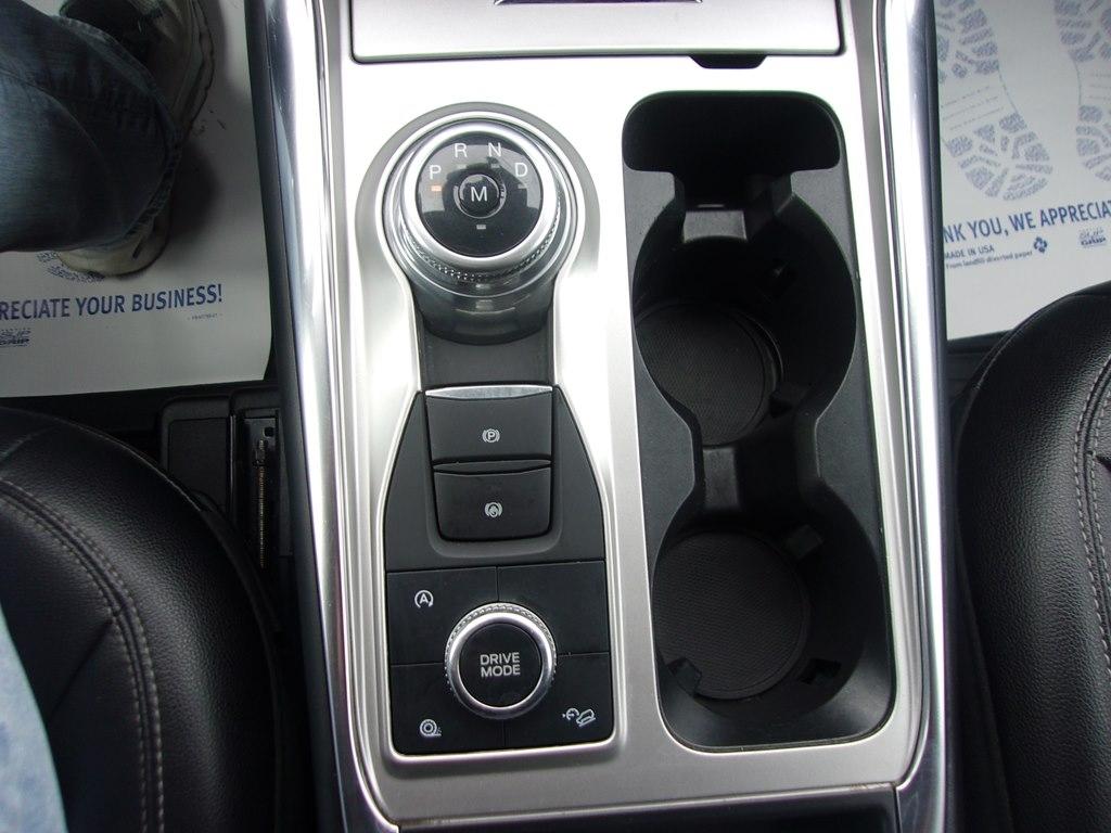 Ford Explorer XLT 4WD 2020