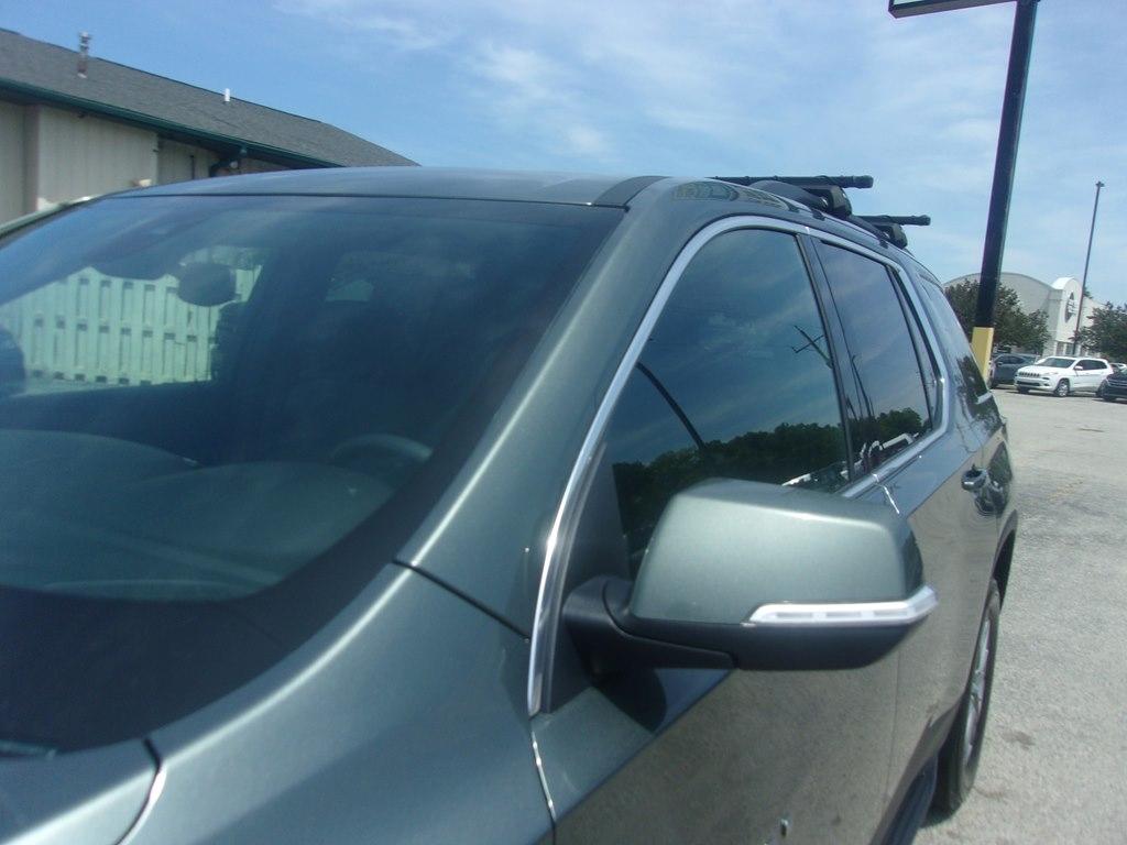 Chevrolet Traverse AWD 4dr LT Cloth w/1LT 2023