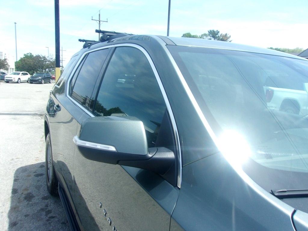 Chevrolet Traverse AWD 4dr LT Cloth w/1LT 2023