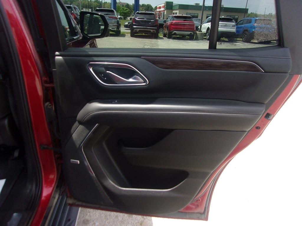 Chevrolet Tahoe 4WD 4dr LT 2022