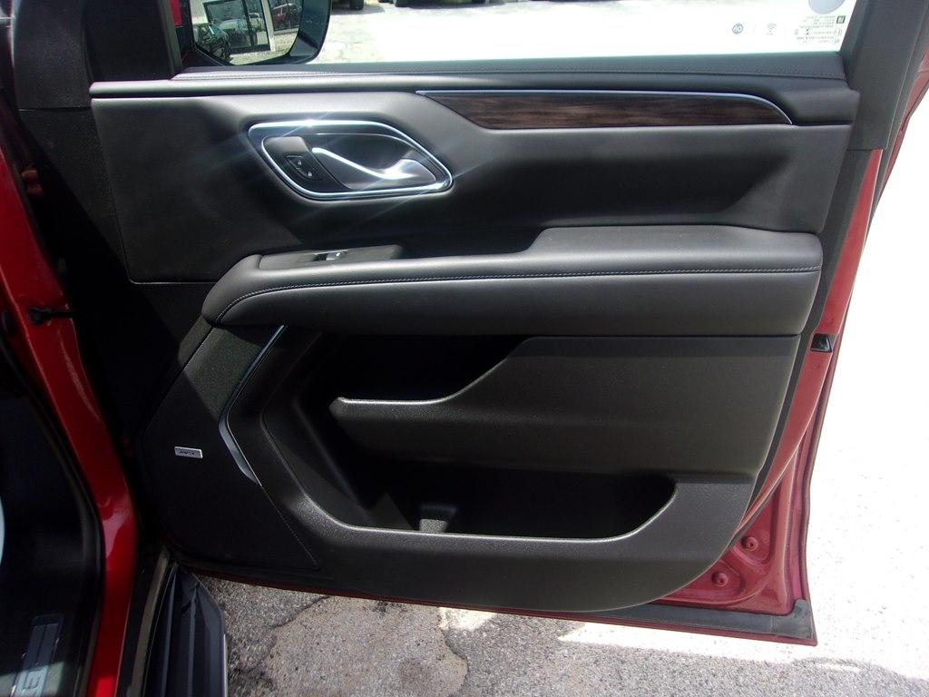 Chevrolet Tahoe 4WD 4dr LT 2022