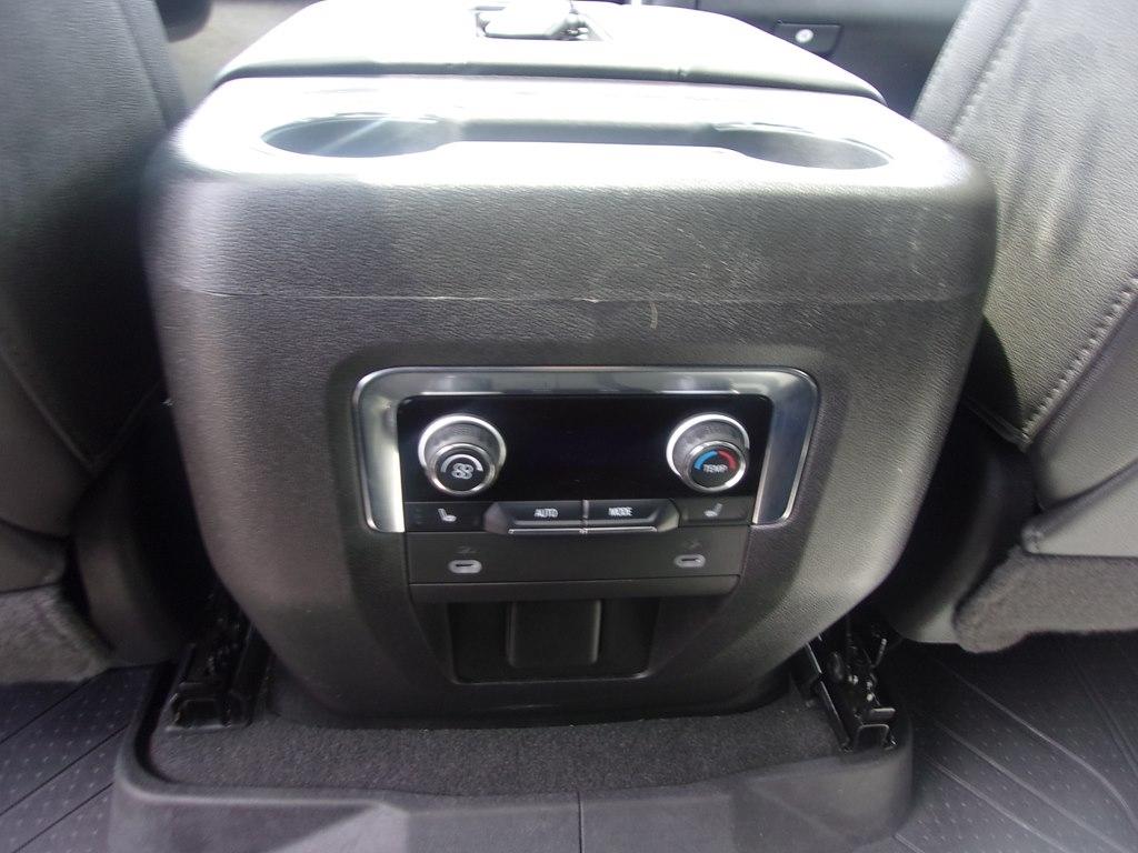 Chevrolet Tahoe 4WD 4dr LT 2022