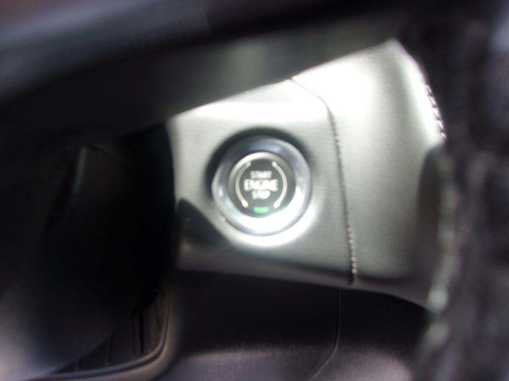 Chevrolet Tahoe 4WD 4dr LT 2022