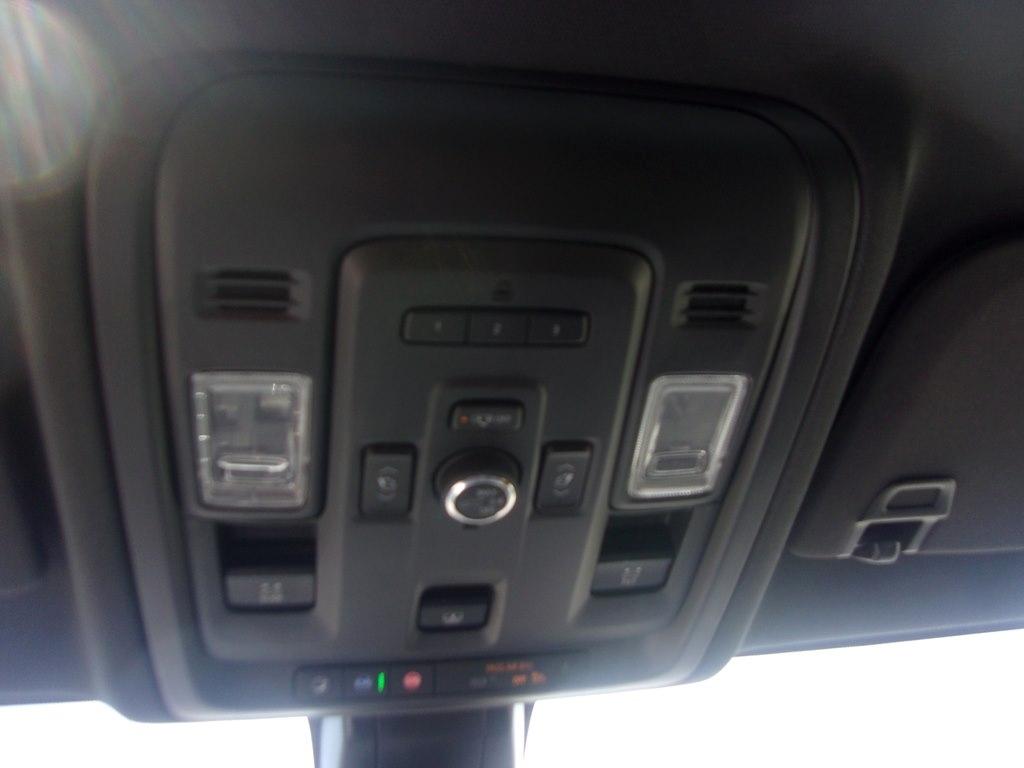 Chevrolet Tahoe 4WD 4dr LT 2022